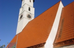 Kirche_Hl._Kreuz_Muenchen_Forstenried_41140_01