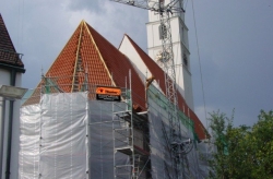 Kirche_Hl._Kreuz_Muenchen_Forstenried_41140_02