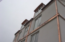 Wohn-und_Geschaeftshaus_am_Roemerstein_Gilching_41465_03