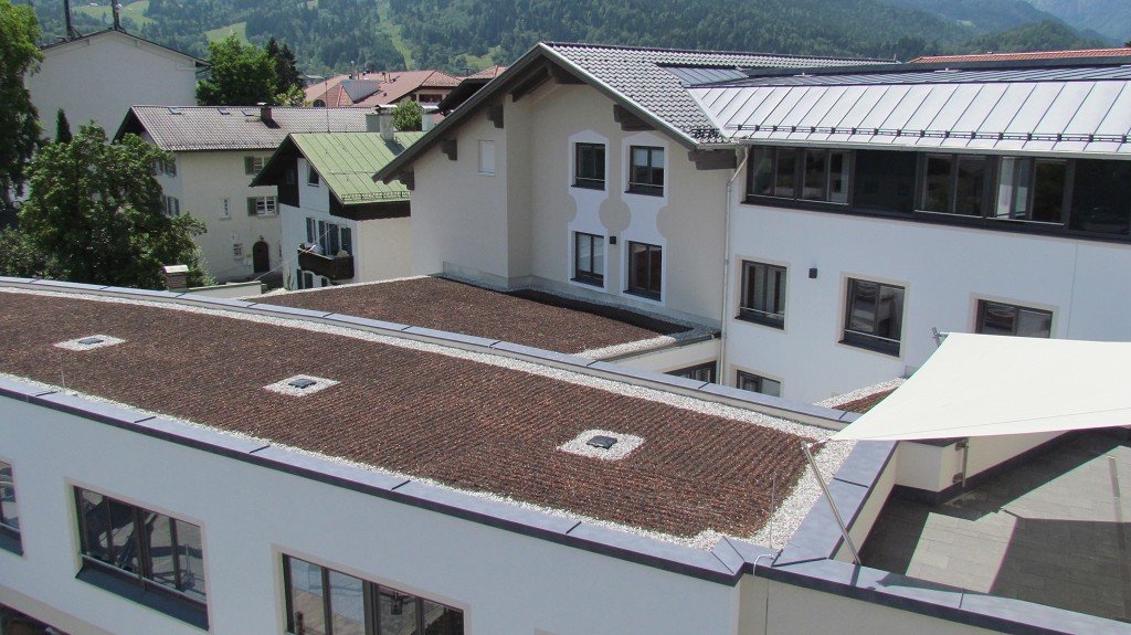 Neubau_und_Umbau_Sparkasse_mit_Kristall_Garmisch-Partenkirchen_44185_07