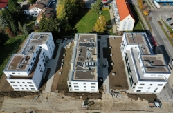 Luftaufnahme Wohnanlage mit Tiegarage